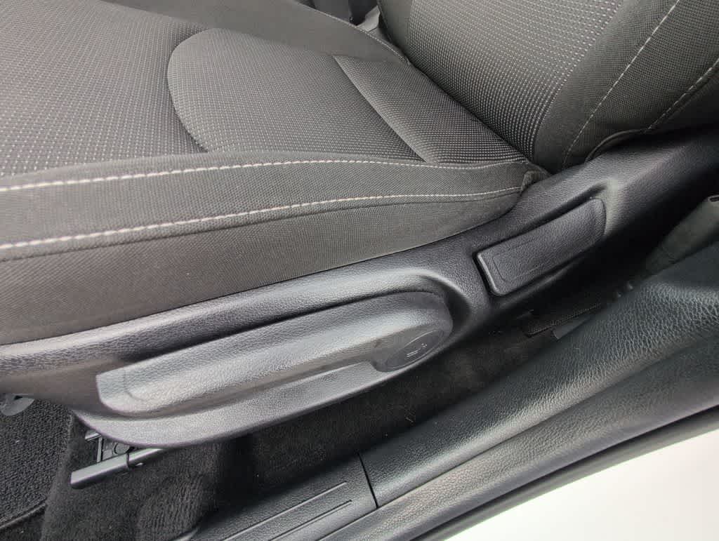 Thumbnail: 2021 Kia Forte - 18