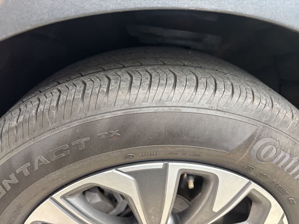 Thumbnail: 2024 Buick Envision - 3