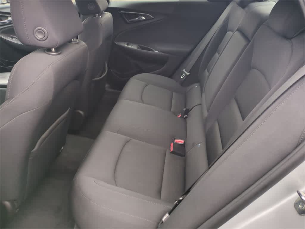 Thumbnail: 2022 Chevrolet Malibu - 19