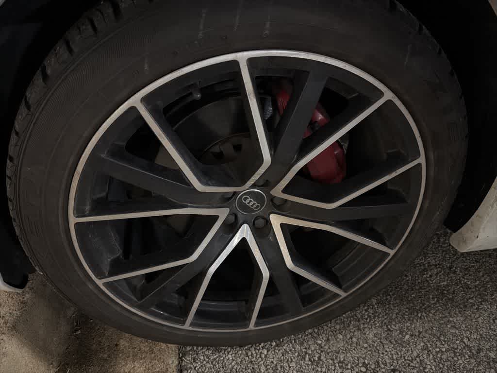 Thumbnail: 2019 Audi Q8 - 2