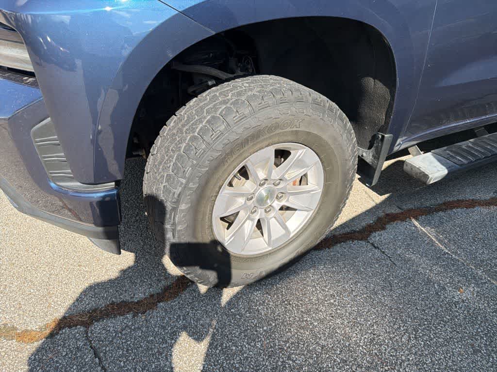 Thumbnail: 2022 Chevrolet Silverado 1500 - 18