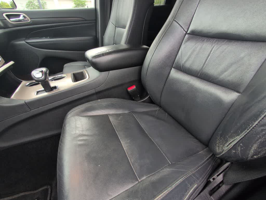 Thumbnail: 2014 Jeep Grand Cherokee - 16