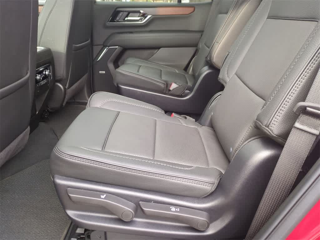 Thumbnail: 2025 GMC Yukon - 21