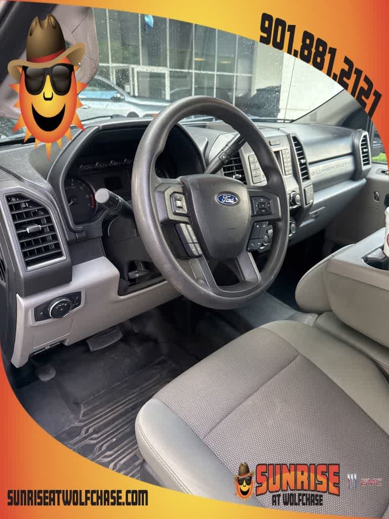 2019 Ford F-250 XL 4x4 Crew Cab 6-3/4' Box's photo