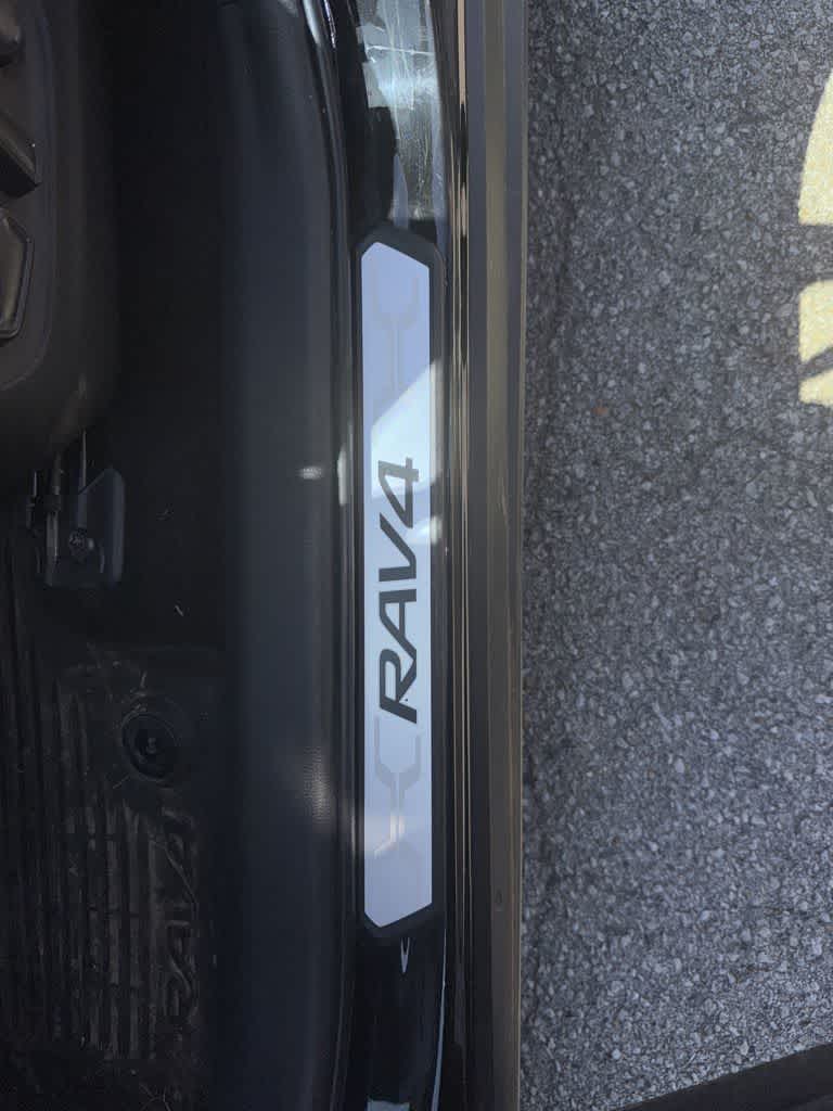 Thumbnail: 2024 Toyota RAV4 - 15