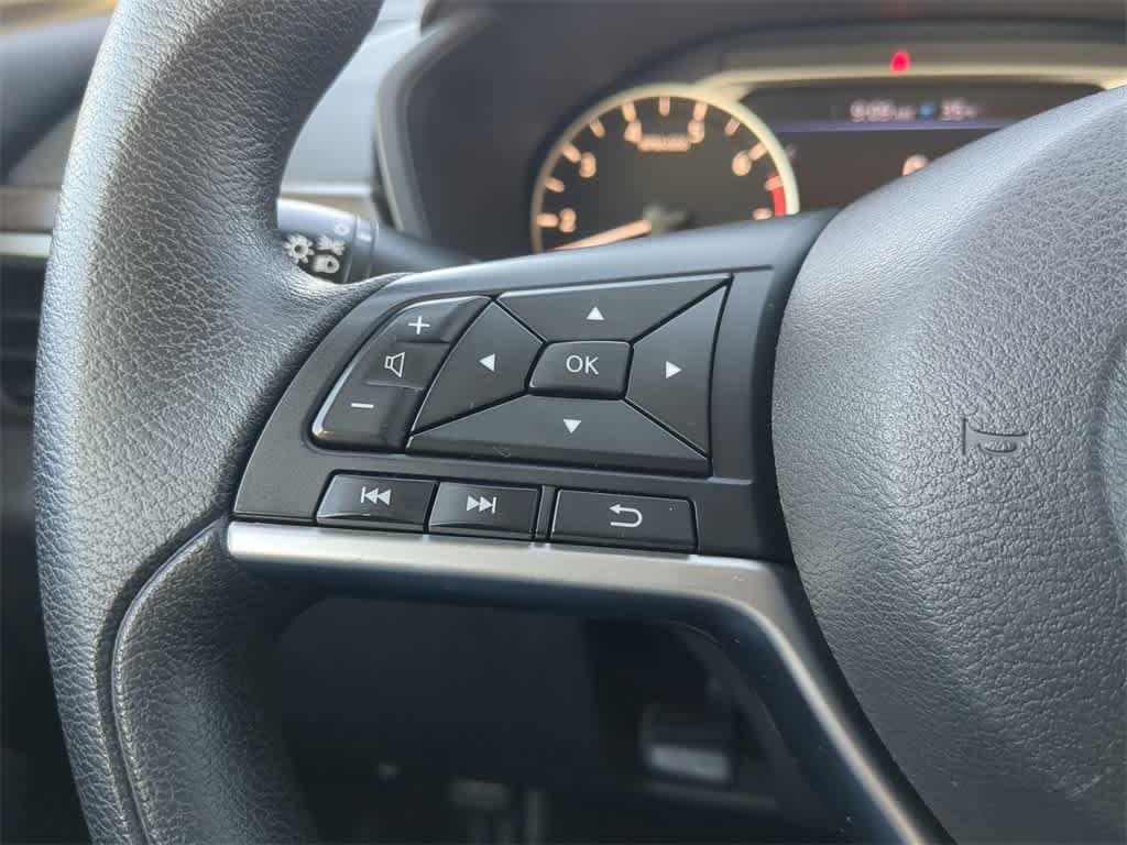 Thumbnail: 2023 Nissan Altima - 23