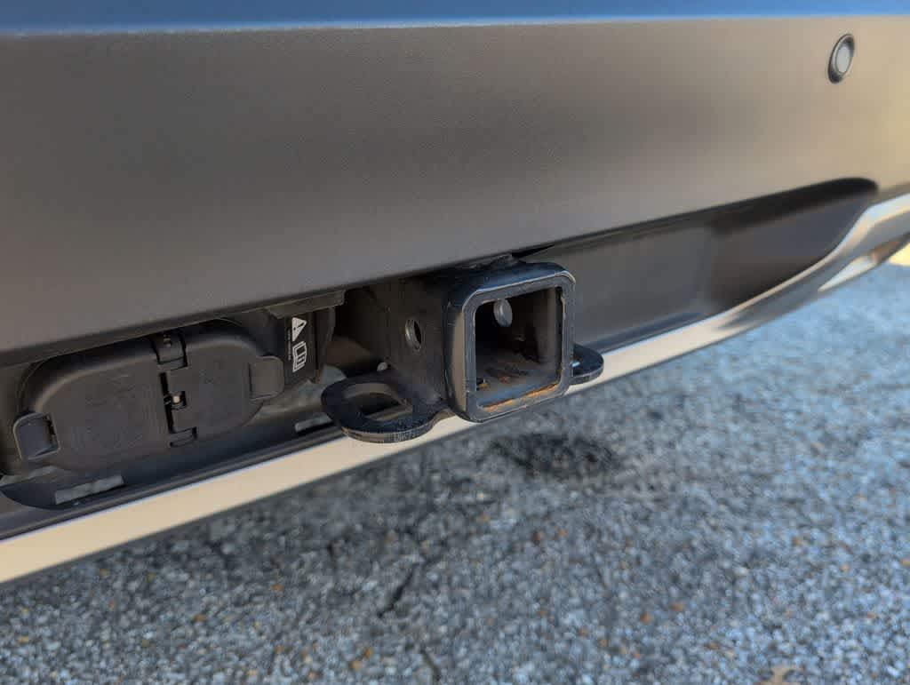 Thumbnail: 2022 Ford Explorer - 36