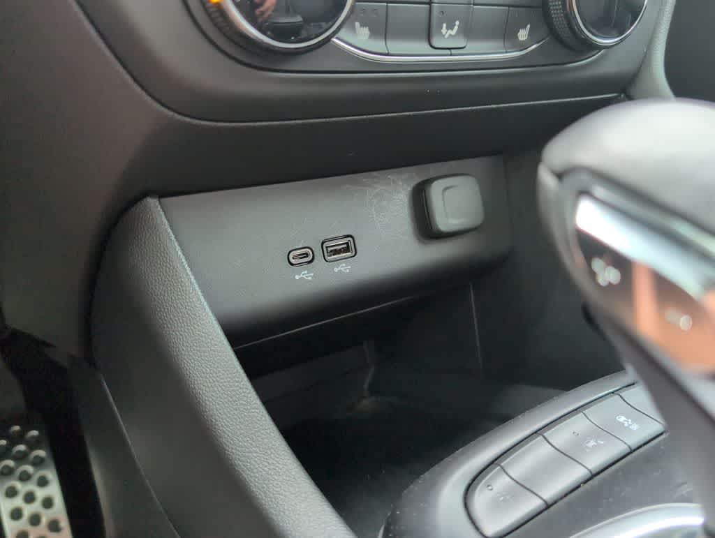 Thumbnail: 2024 Buick Encore GX - 30