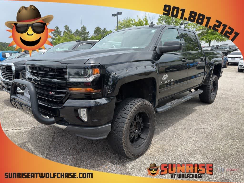 Thumbnail: 2017 Chevrolet Silverado 1500 - 1