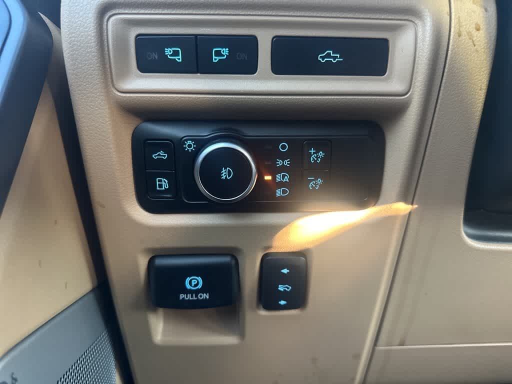 Thumbnail: 2023 Ford F-150 - 24