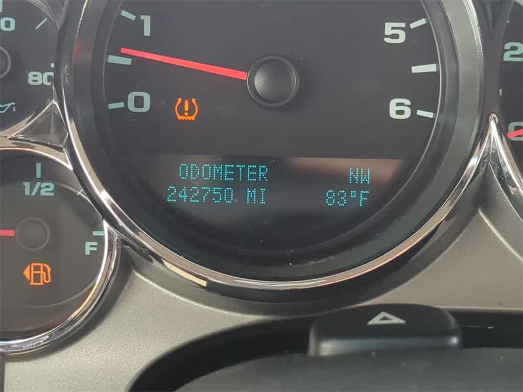 Thumbnail: 2011 GMC Sierra 1500 - 31