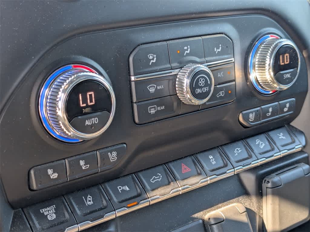 Thumbnail: 2021 GMC Sierra 2500 - 31
