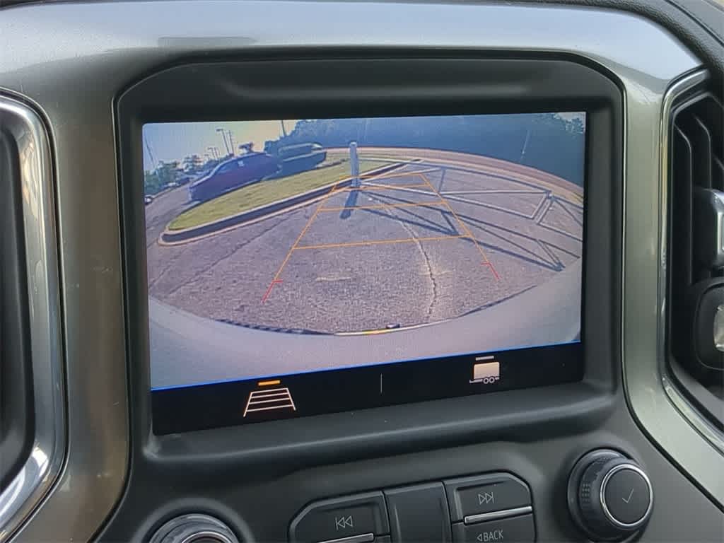 Thumbnail: 2020 Chevrolet Silverado 1500 - 26