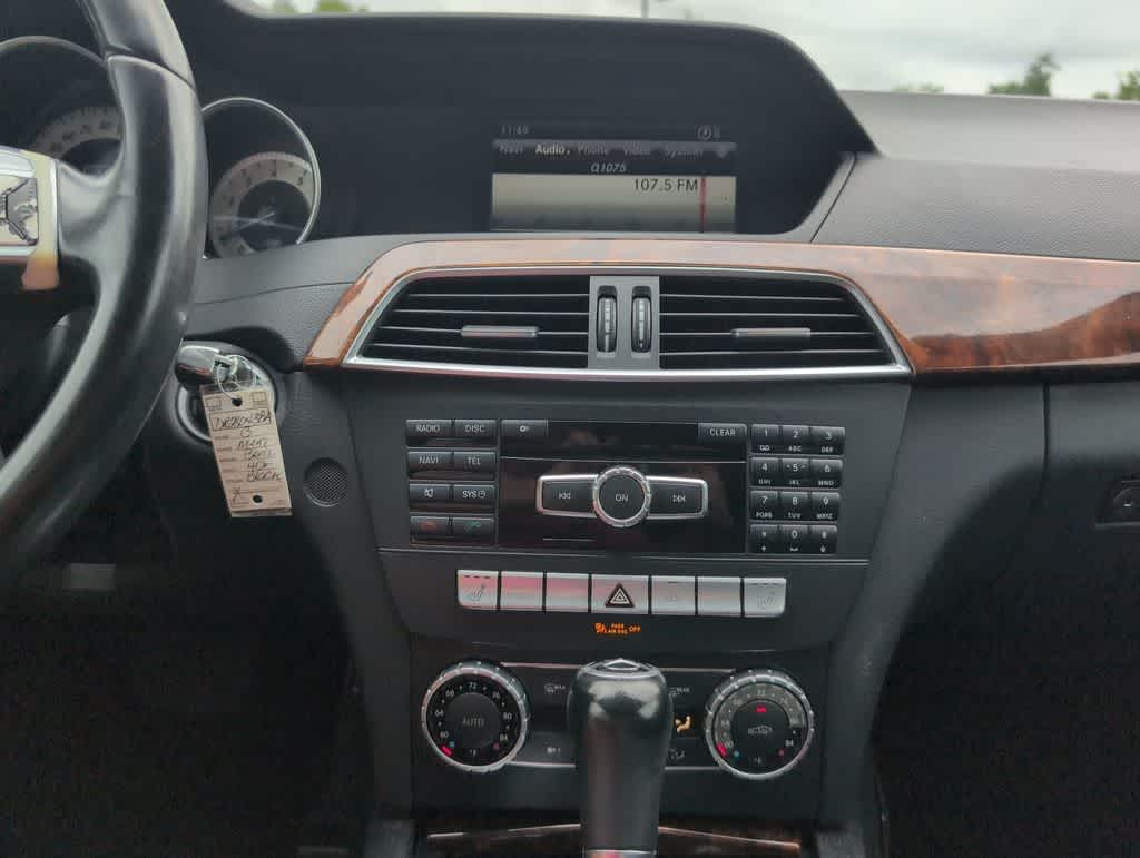 Thumbnail: 2013 Mercedes-Benz C-Class - 29