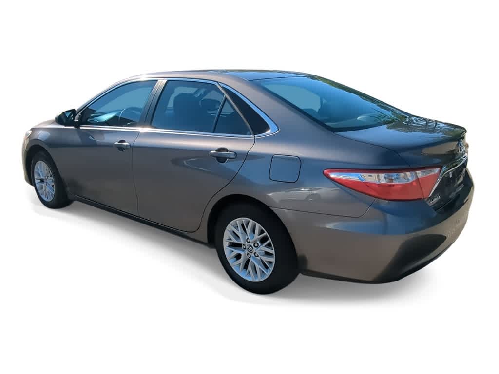 2017 Toyota Camry LE 6