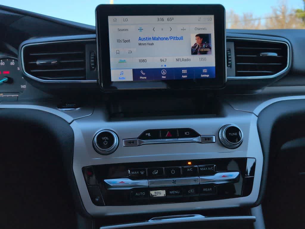 Thumbnail: 2022 Ford Explorer - 28