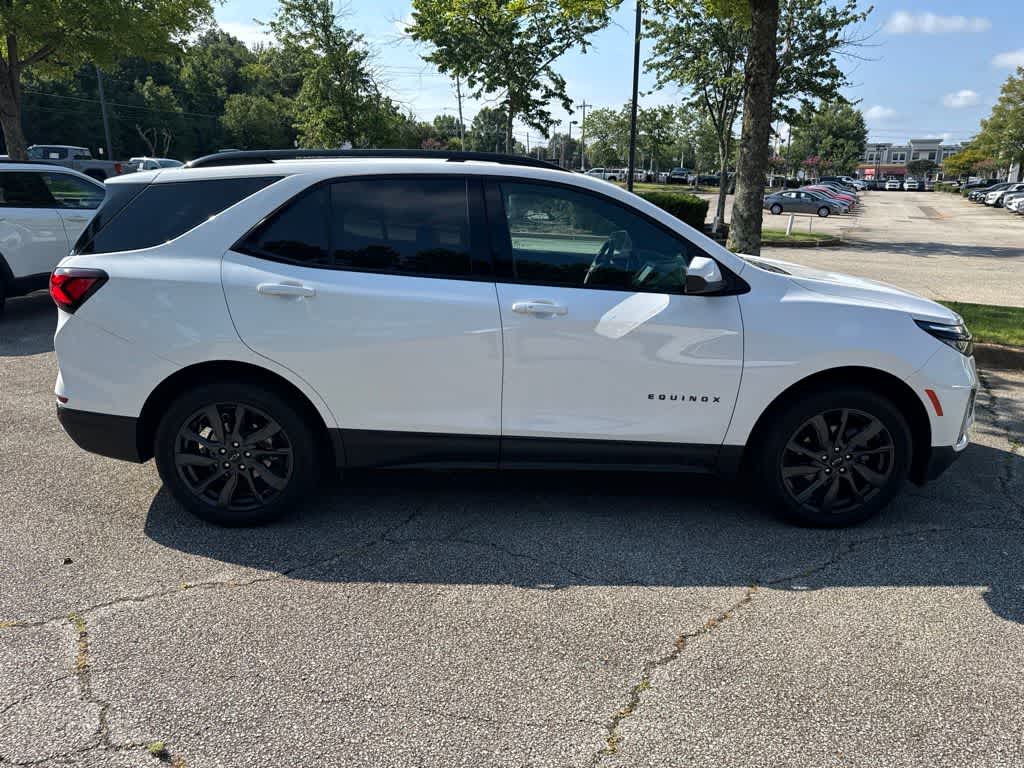 Thumbnail: 2024 Chevrolet Equinox - 12