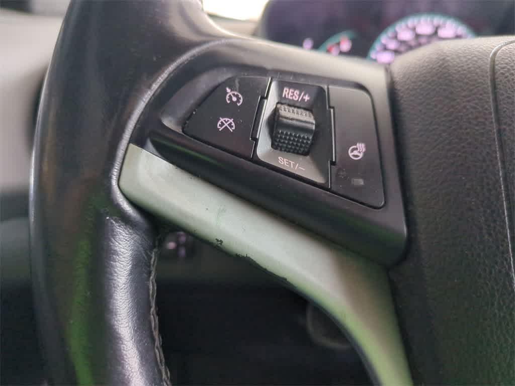 Thumbnail: 2017 Chevrolet Sonic - 23