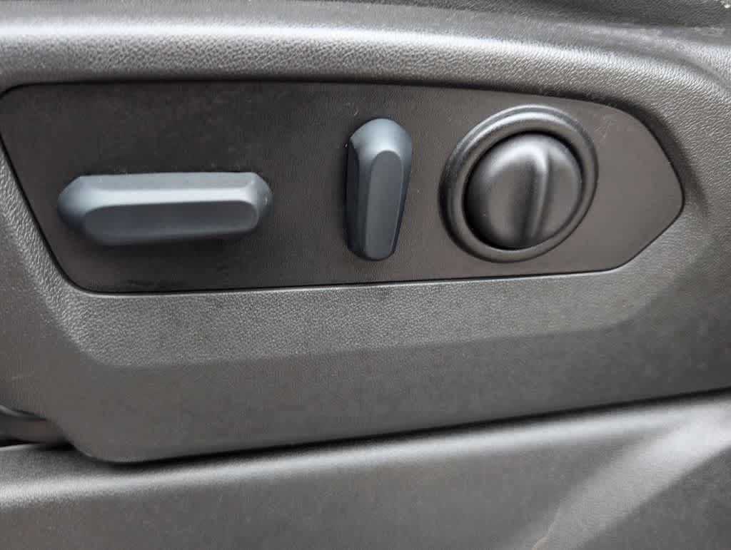 Thumbnail: 2023 GMC Sierra 2500 - 18