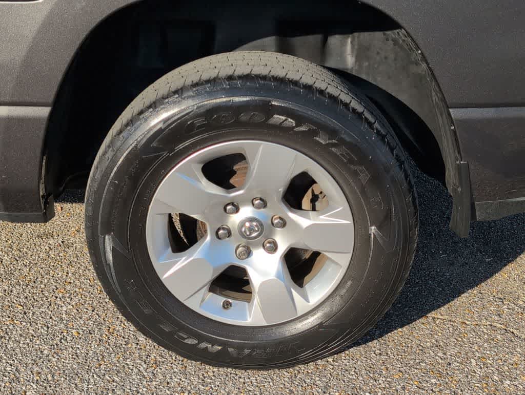 Thumbnail: 2019 RAM 1500 - 14