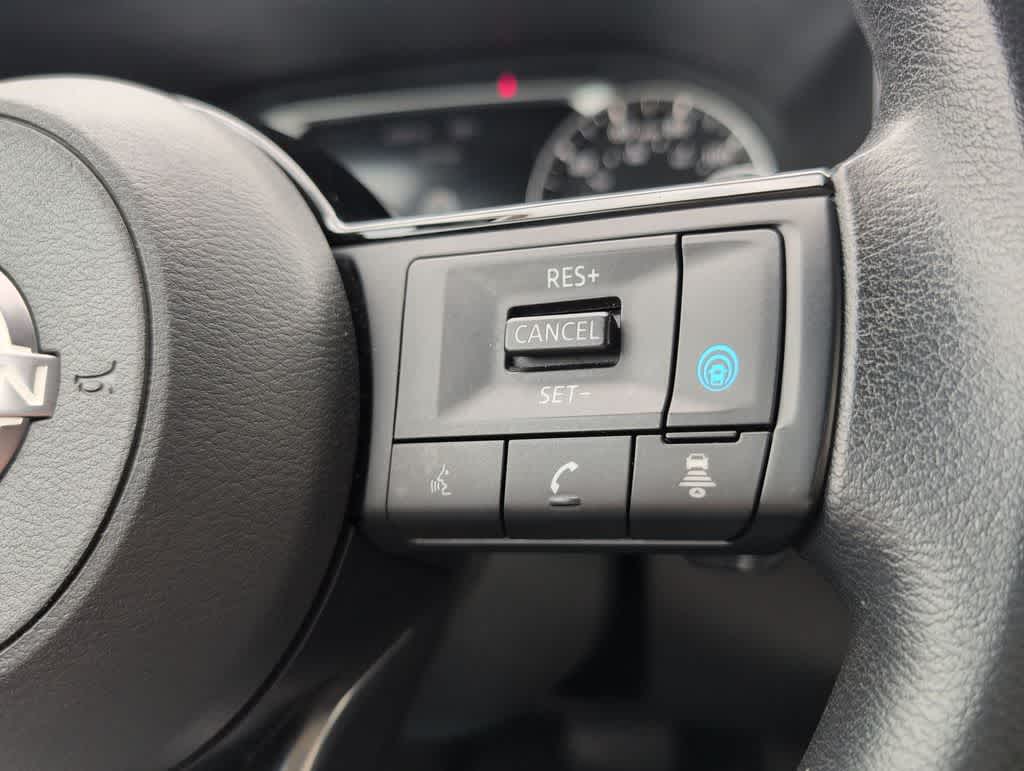 Thumbnail: 2023 Nissan Rogue - 24