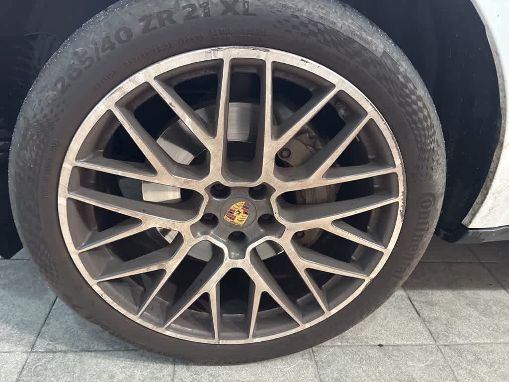 2021 Porsche Macan S 20