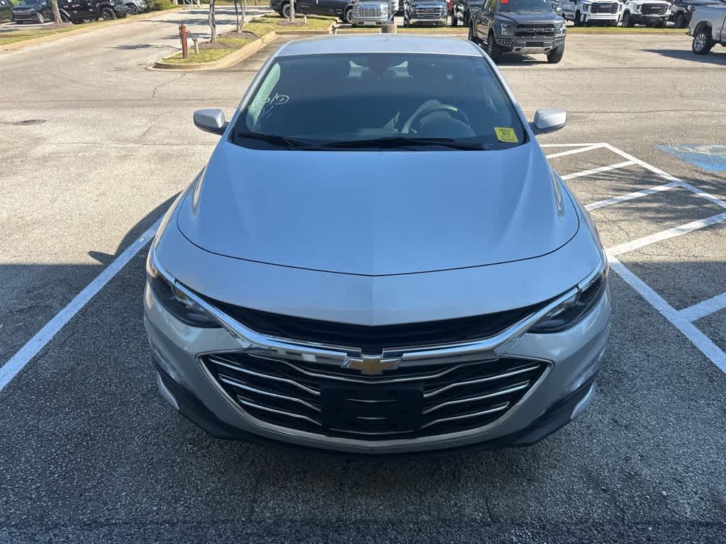 Thumbnail: 2022 Chevrolet Malibu - 2