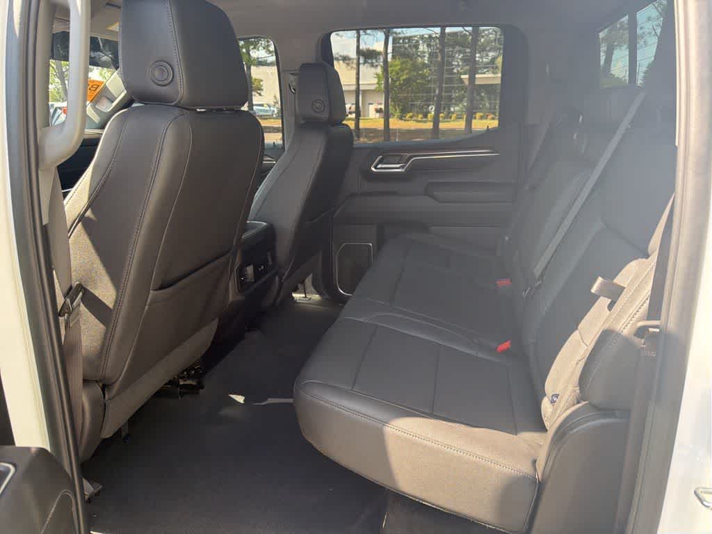 Thumbnail: 2024 Chevrolet Silverado 1500 - 24