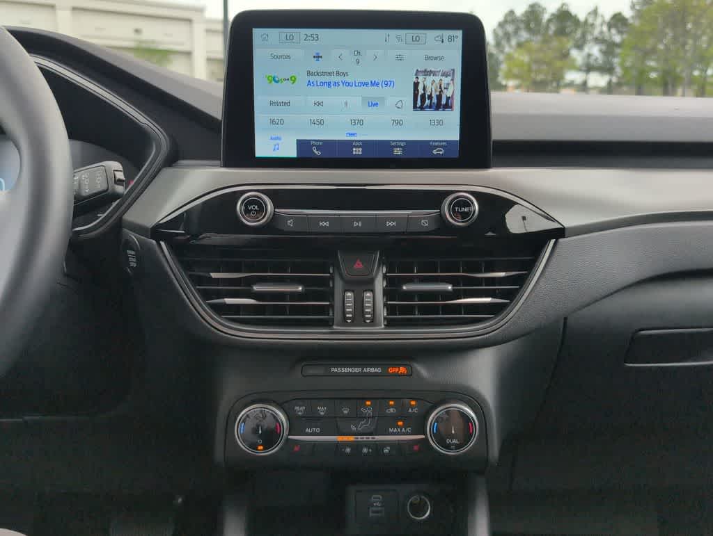 Thumbnail: 2023 Ford Escape - 27