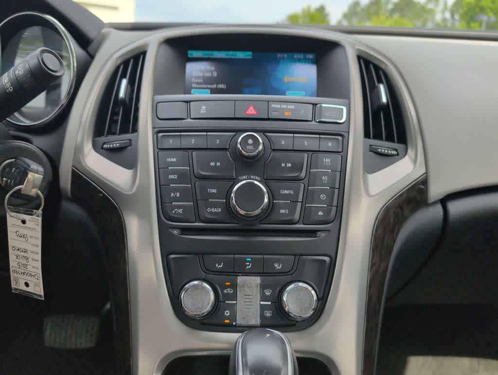 Thumbnail: 2013 Buick Verano - 28