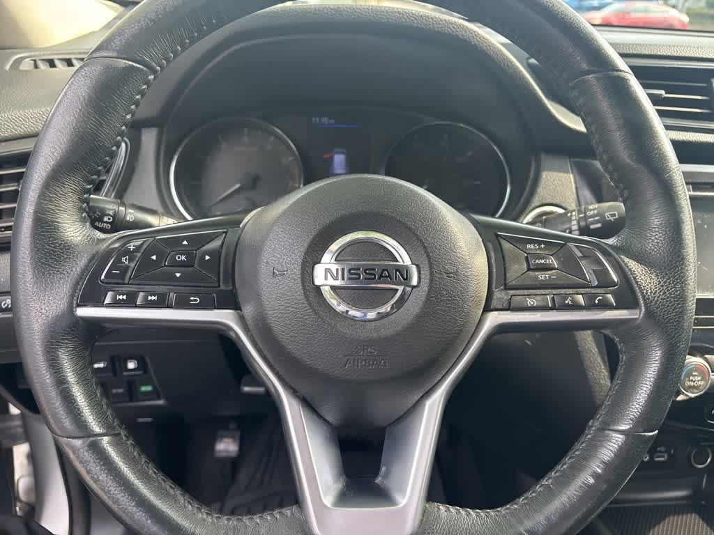 2018 Nissan Rogue SV 6