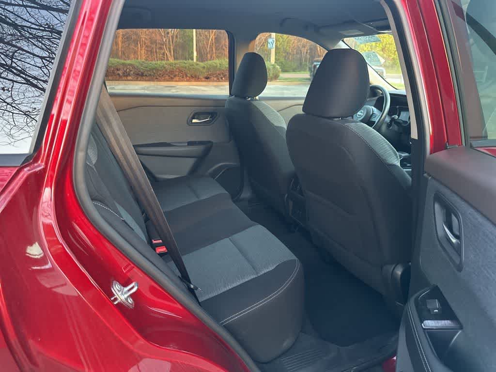 Thumbnail: 2023 Nissan Rogue - 20