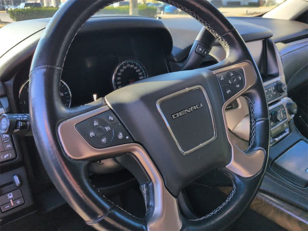 Thumbnail: 2019 GMC Yukon XL - 25