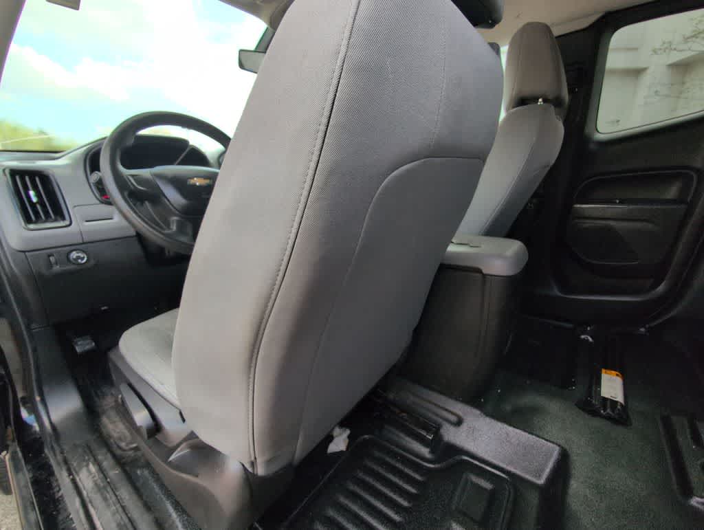 Thumbnail: 2017 Chevrolet Colorado - 18