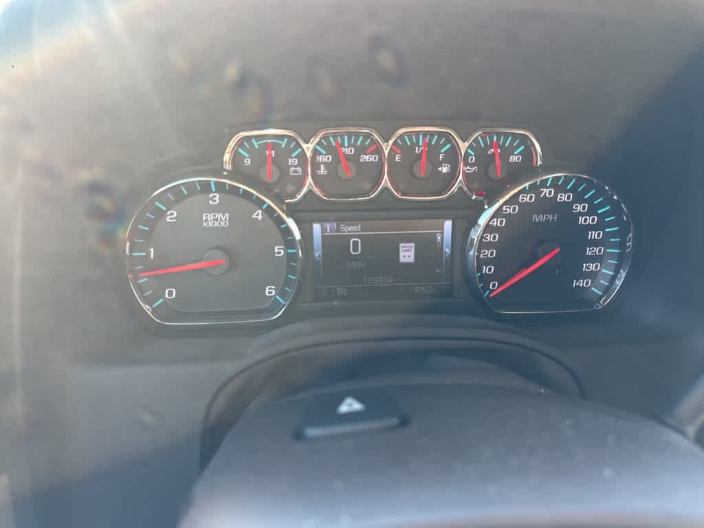 Thumbnail: 2018 Chevrolet Suburban - 8