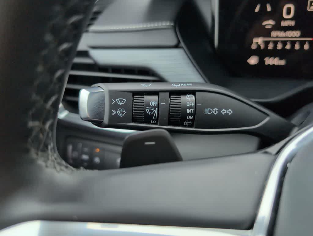 Thumbnail: 2025 GMC Acadia - 25