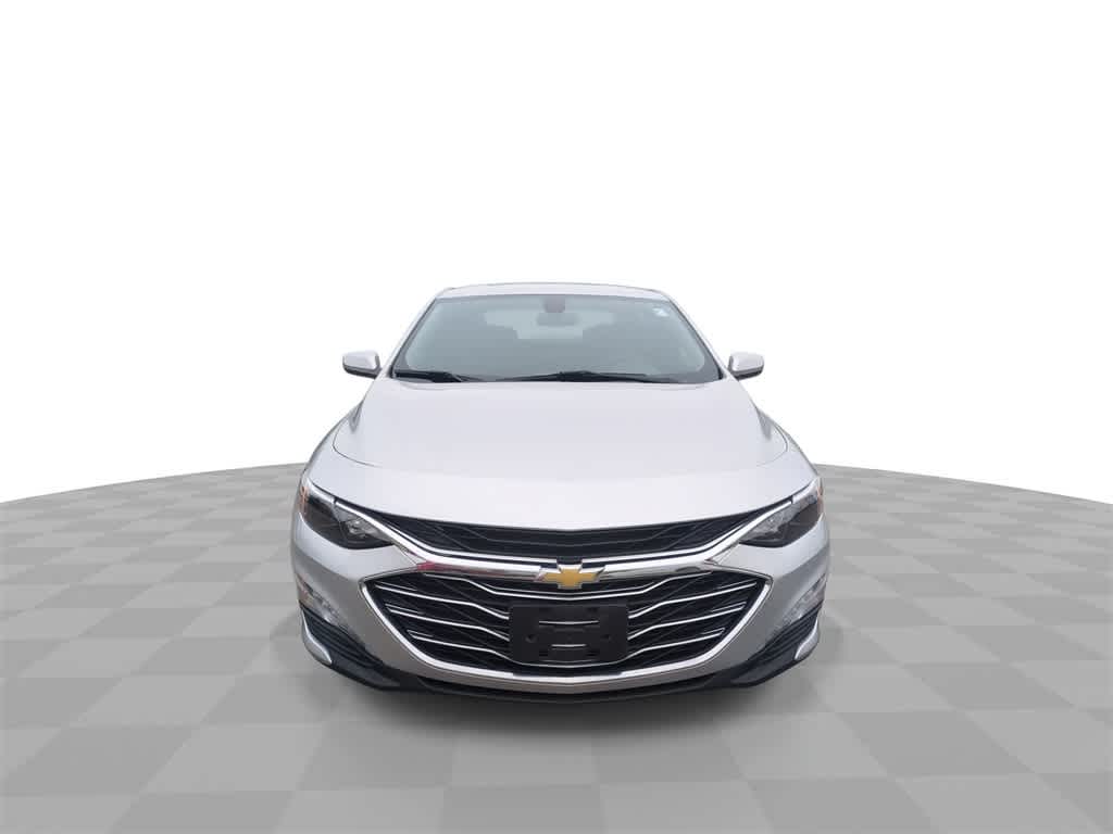 Thumbnail: 2022 Chevrolet Malibu - 3
