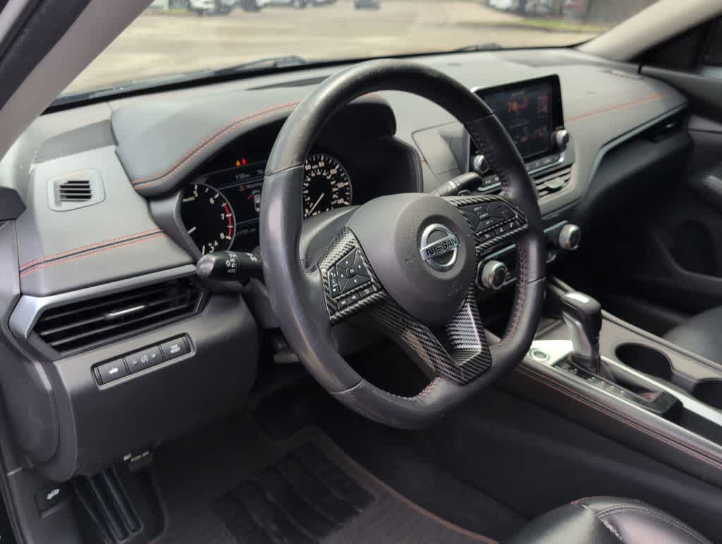 Thumbnail: 2019 Nissan Altima - 10
