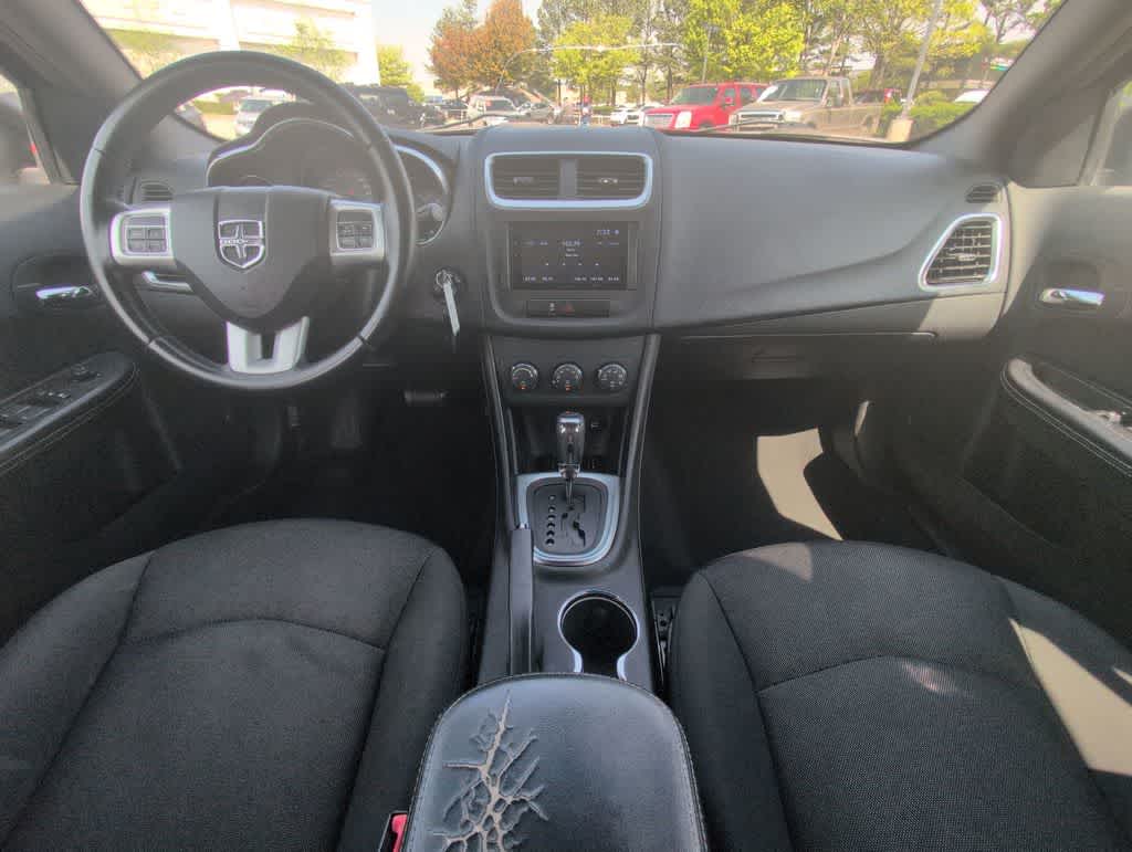 Thumbnail: 2012 Dodge Avenger - 15