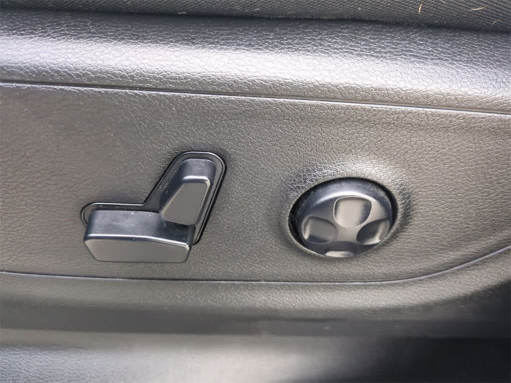 Thumbnail: 2021 RAM 1500 - 18