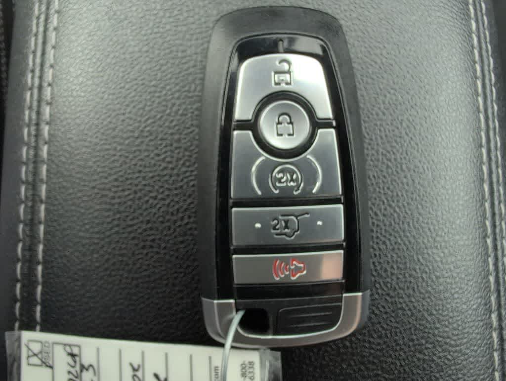 Thumbnail: 2023 Ford Escape - 34