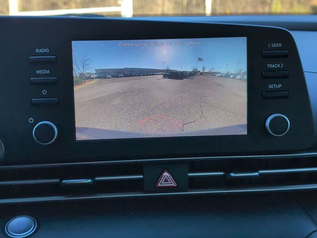 Thumbnail: 2022 Hyundai Elantra - 28