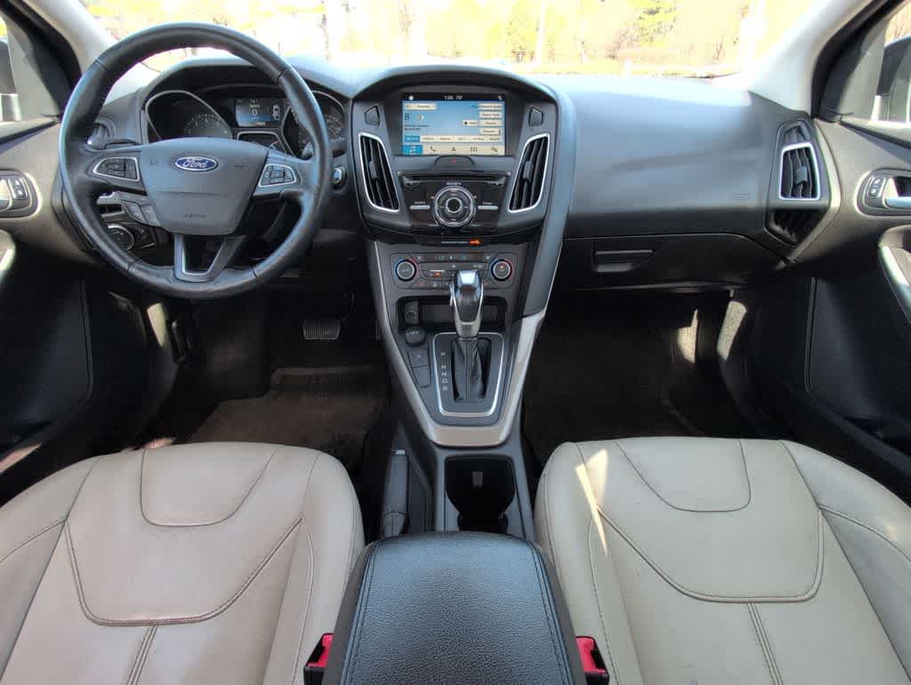 Thumbnail: 2018 Ford Focus - 16