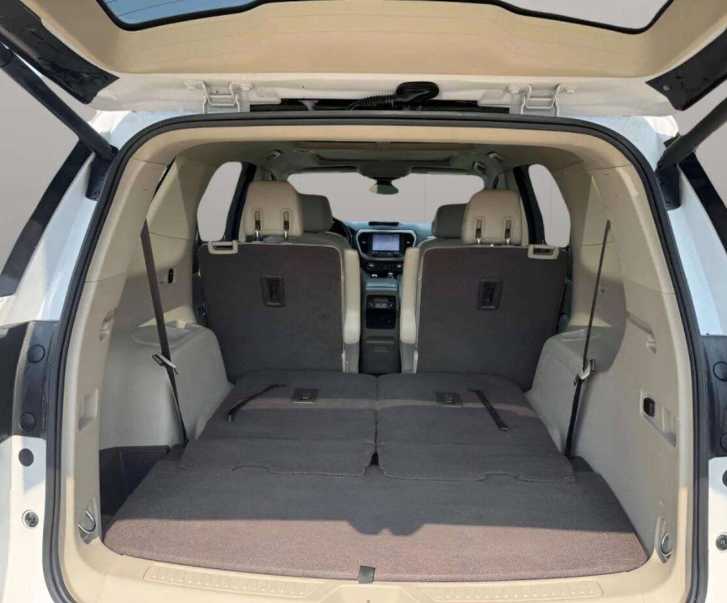 Thumbnail: 2017 GMC Acadia - 4