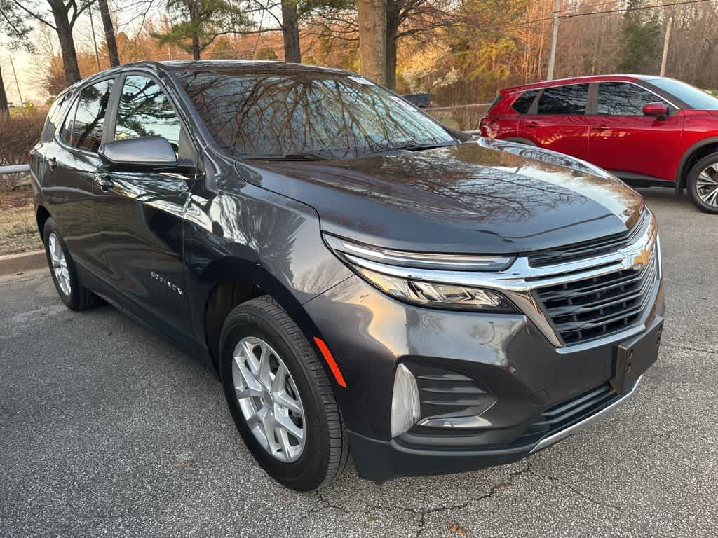 Thumbnail: 2023 Chevrolet Equinox - 3