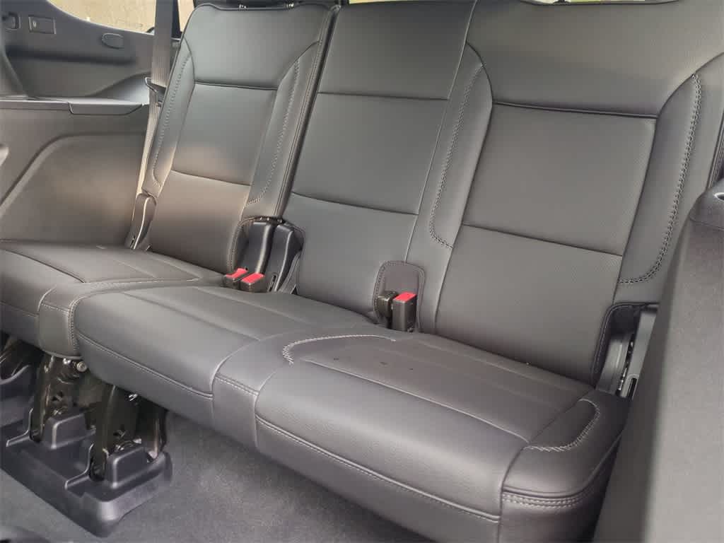 Thumbnail: 2025 GMC Yukon - 41