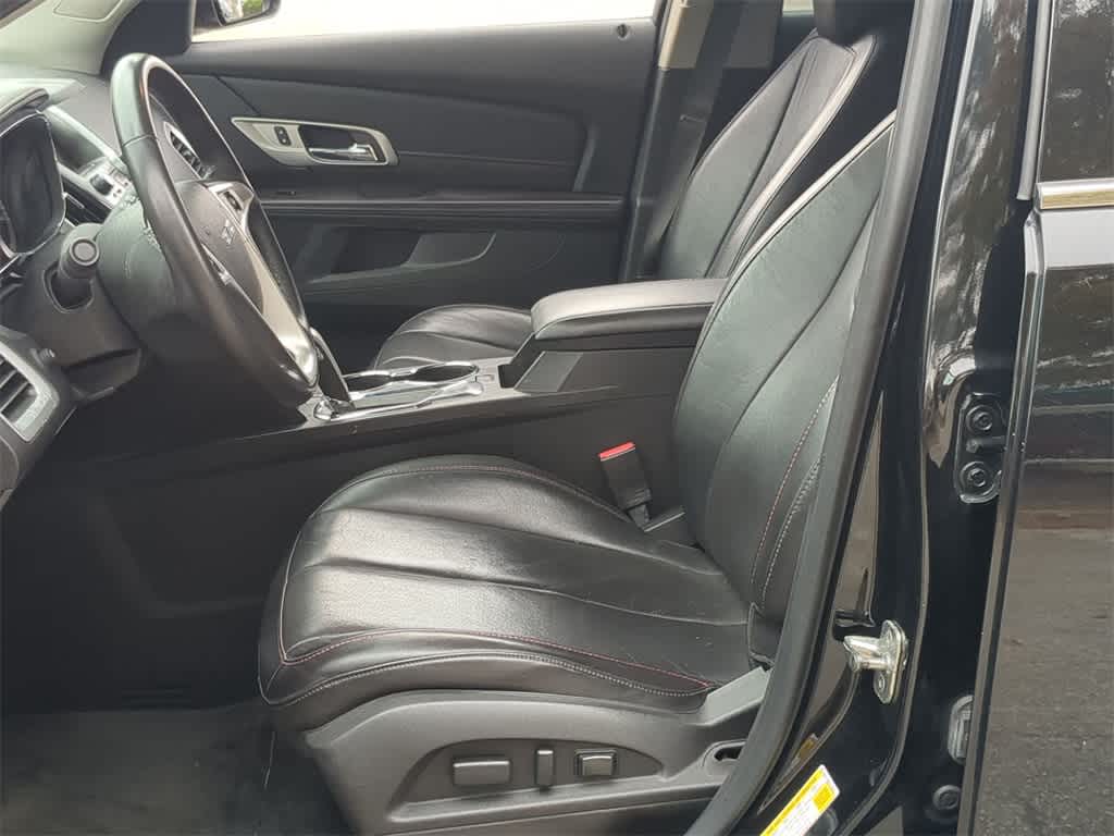 Thumbnail: 2015 GMC Terrain - 16