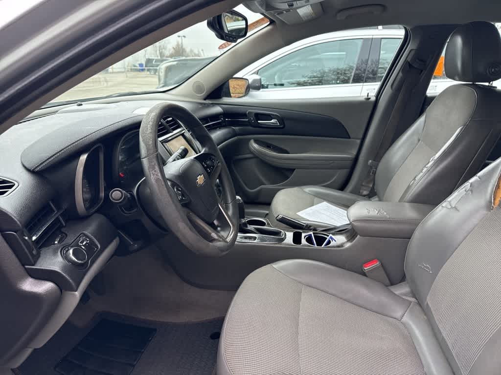 Thumbnail: 2015 Chevrolet Malibu - 7