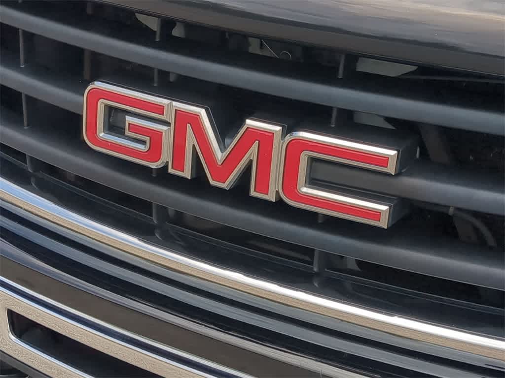 Thumbnail: 2011 GMC Sierra 1500 - 12