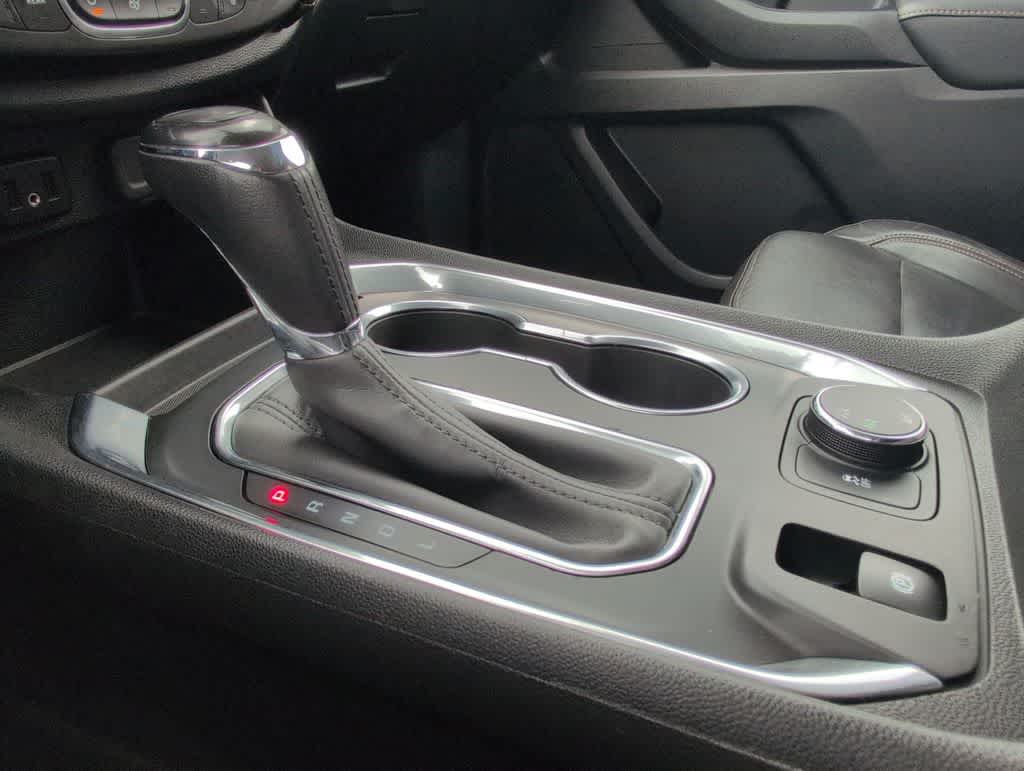 Thumbnail: 2019 Chevrolet Traverse - 32